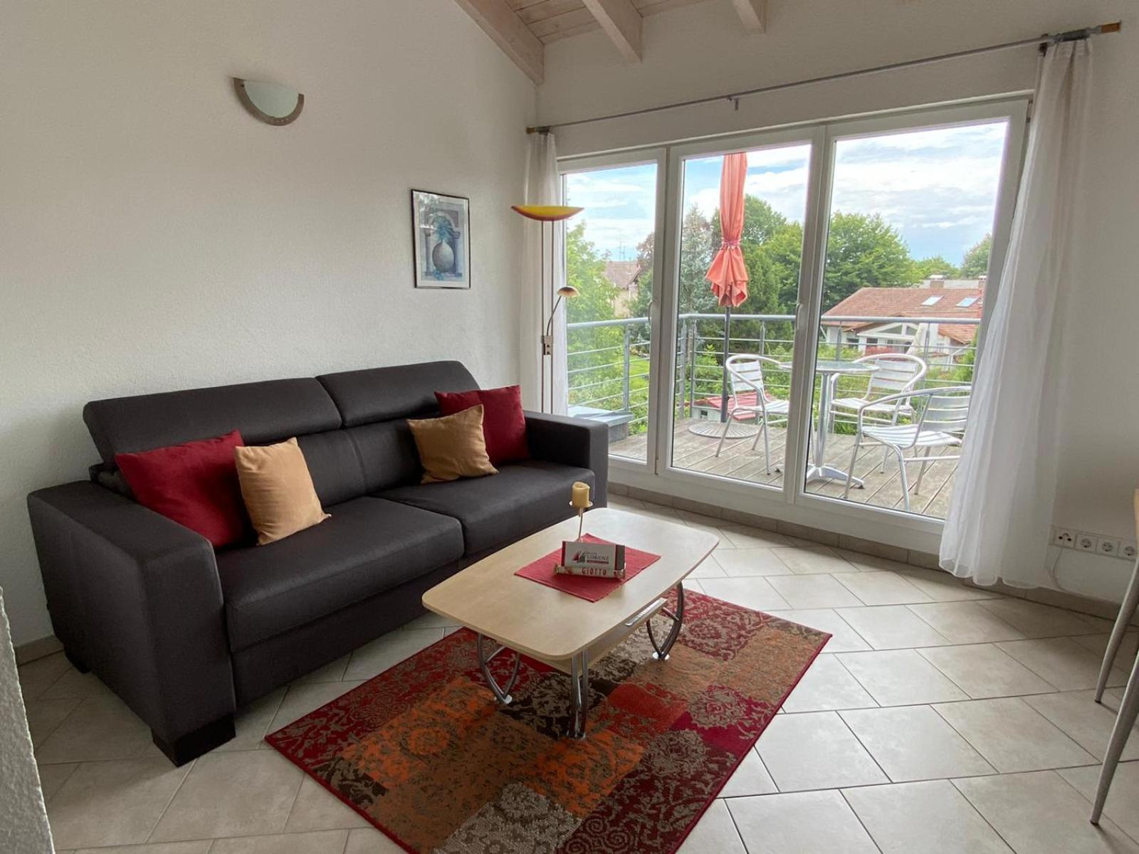 Haus Lorenz, Ferienwohnungen Immenstaad am Bodensee Exterior foto